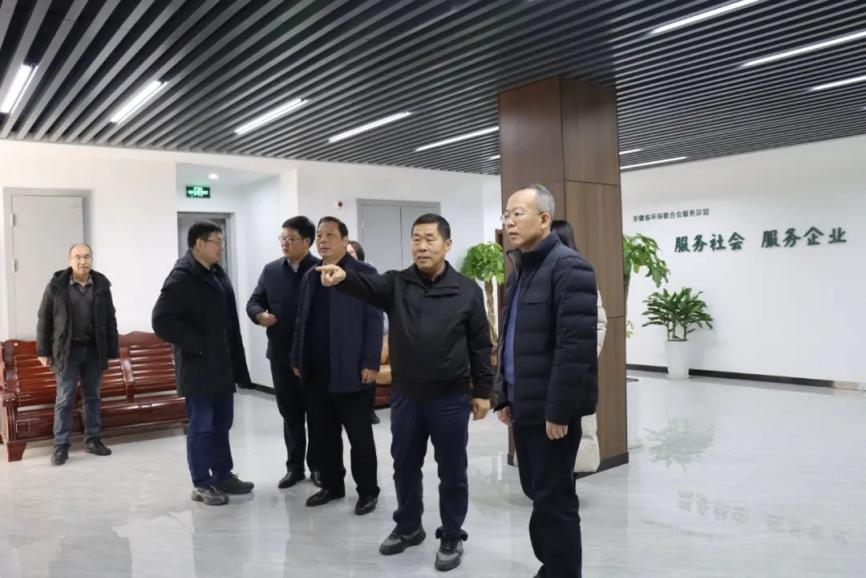 冰球突破豪华版官方网站赴安徽省环保联合会开展交流合作