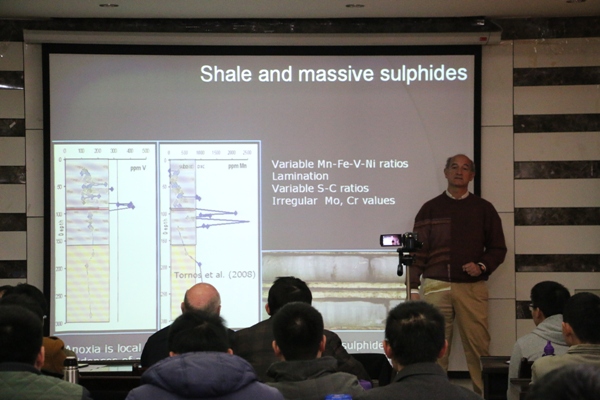 西班牙安达鲁西亚国际大学Fernando Tornos教授来校进行学术交流