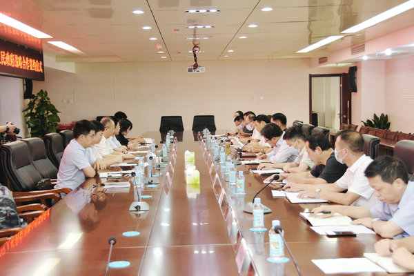 冰球突破豪华版官方网站与安徽香叶建材科技有限公司和安庆市大观区人民政府签署三方战略合作协议