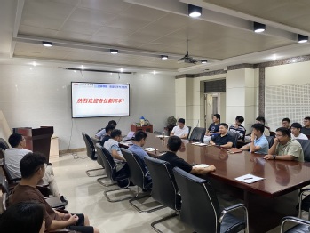 冰球突破豪华版官方网站召开2022级研究生新生导师见面会